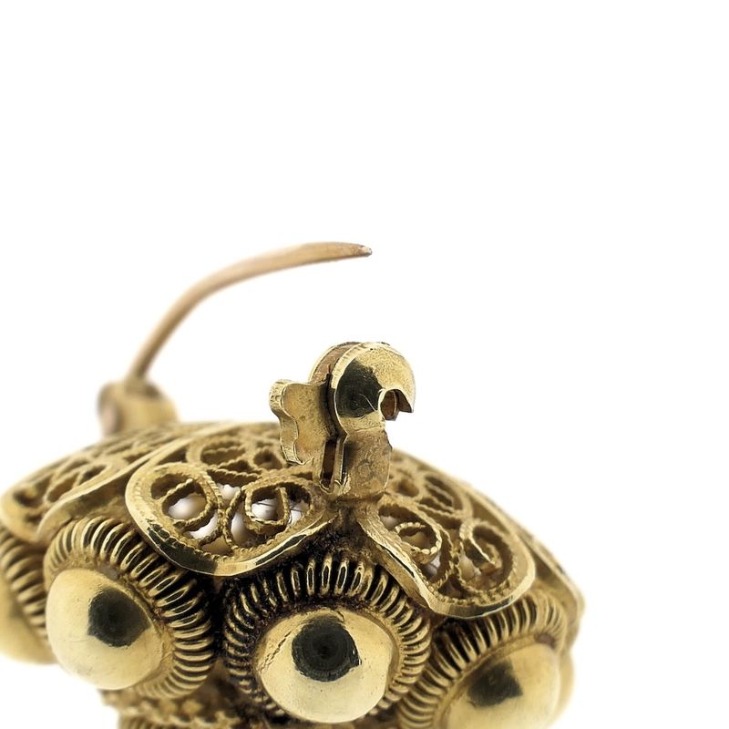 Image 6 of Antique gold brooch with Zeeland buttons