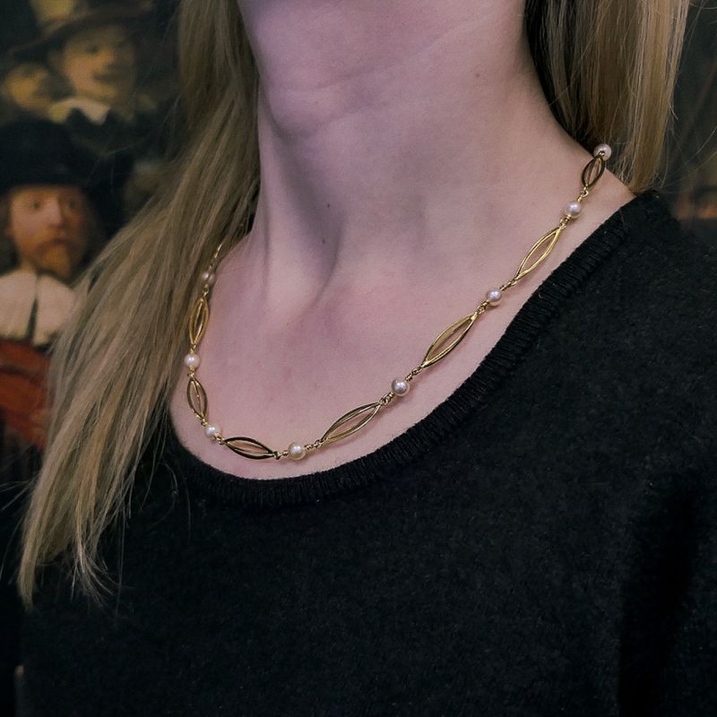 Image 4 of Golden fantasy necklace with pearls