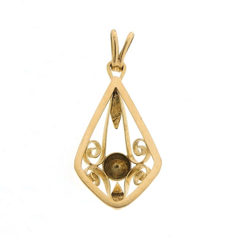 Image 5 of Golden fantasy pendant
