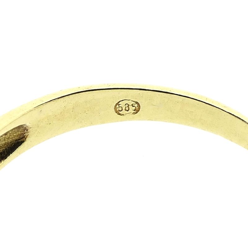 Image 8 of Gold ring with sapphire