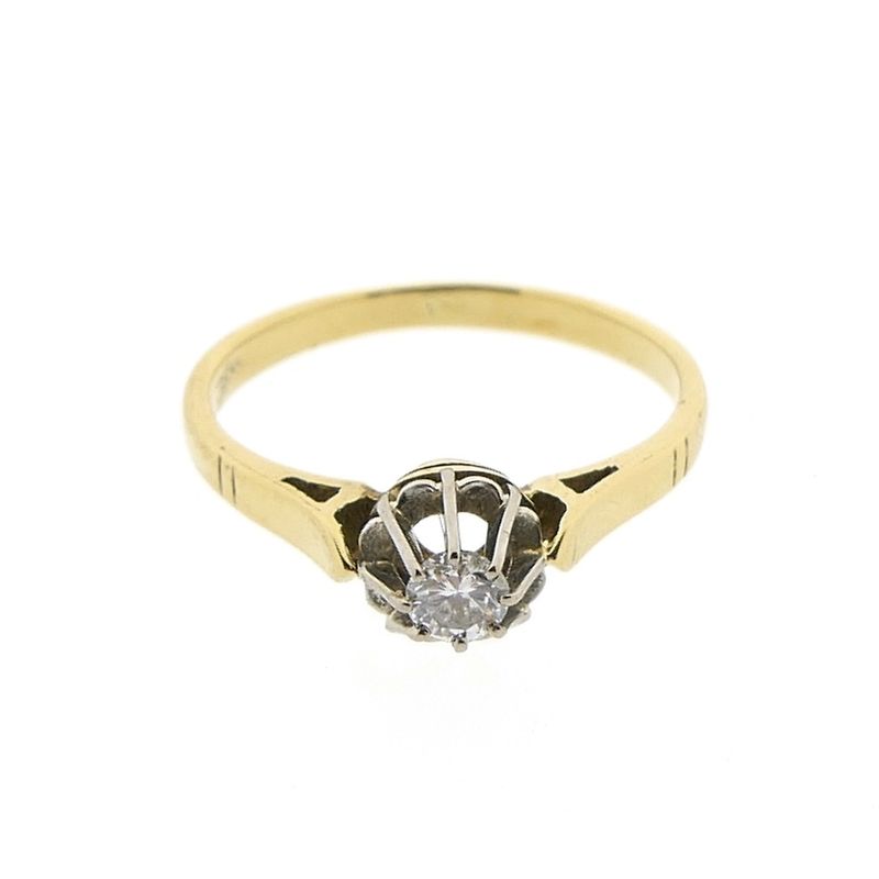 Image 3 of Gold ring with diamond; 0.20 ct.