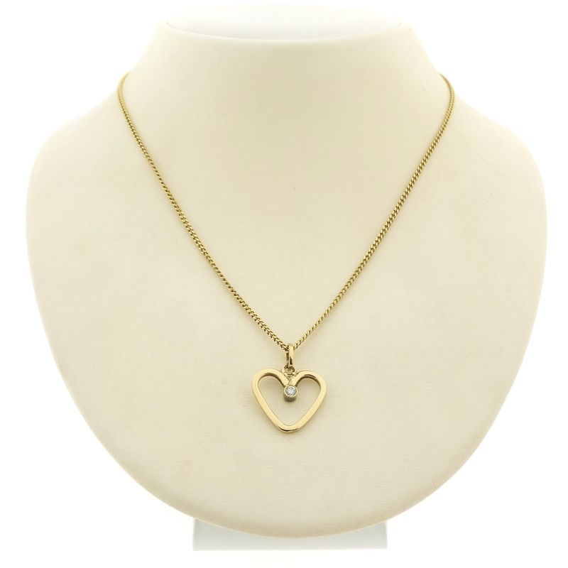 Image 5 of Gold heart pendant with diamond | 0.08 ct.