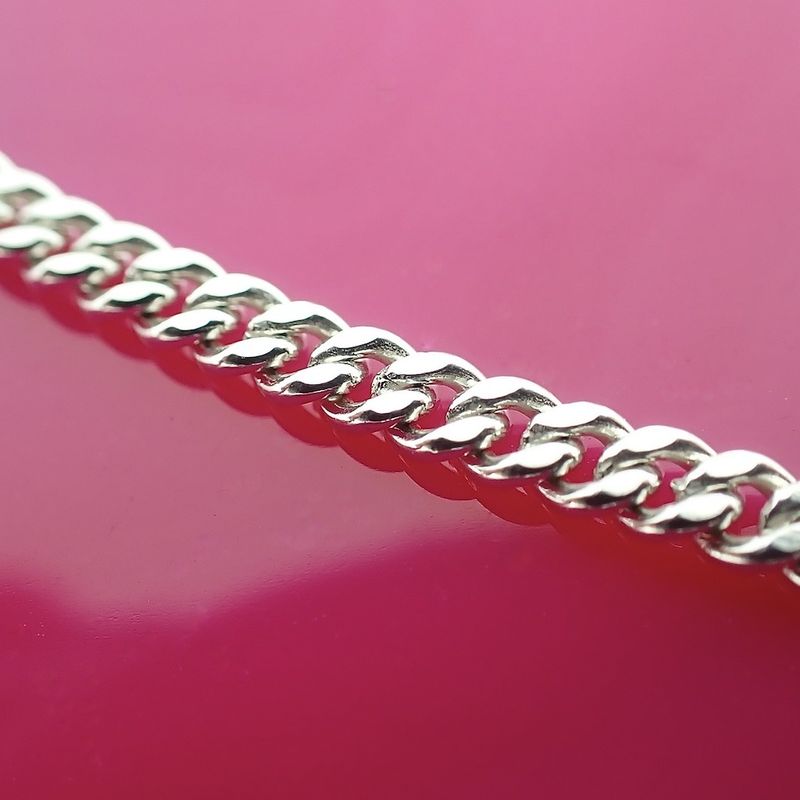 Image 3 of Silver gourmet link bracelet with engraving plate