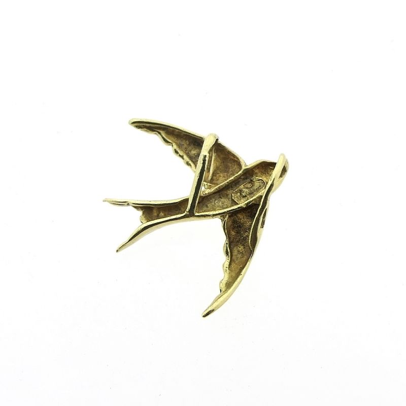 Image 5 of Gold pendant of a swallow