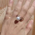 Image 3 of 18 carat gold ring with large pearl and diamonds
