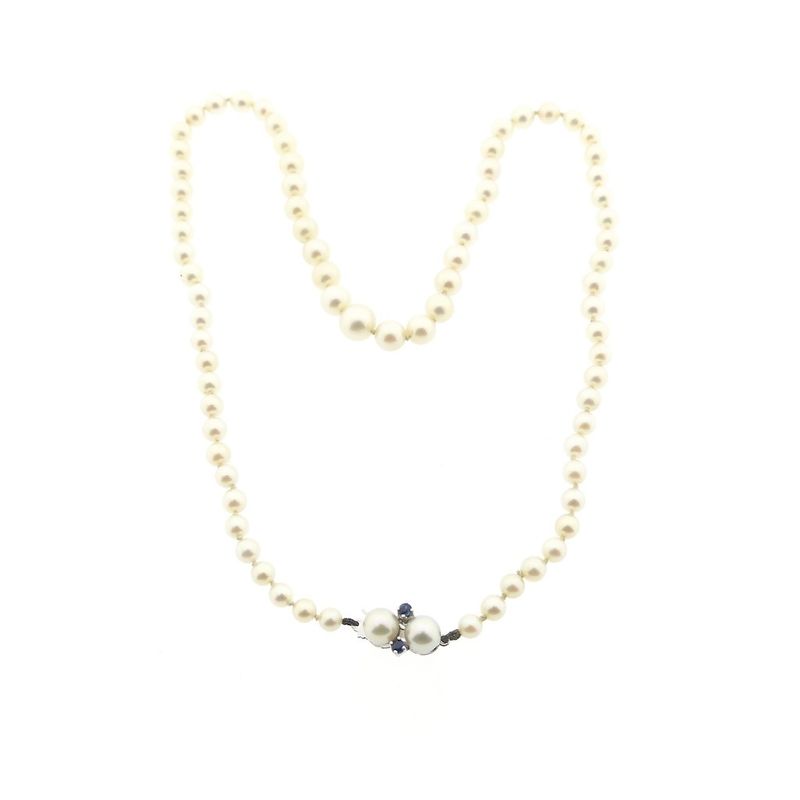 Image 11 of Pearl necklace with white gold clasp and sapphire | 49 cm
