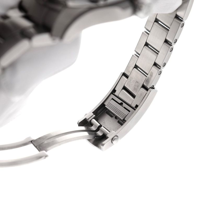 Image 14 of Breitling Avenger GMT A32320; Automatic Men's Watch