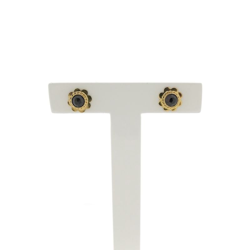 Image 1 of Gold stud earrings with garnet