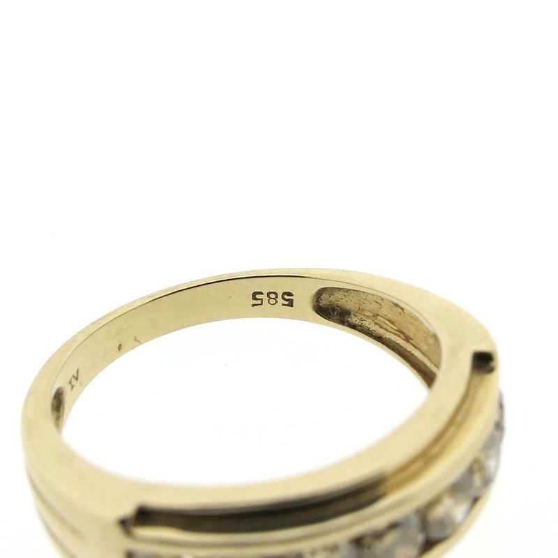 Image 6 of Gold ring with fancy diamonds 1.12 ct.