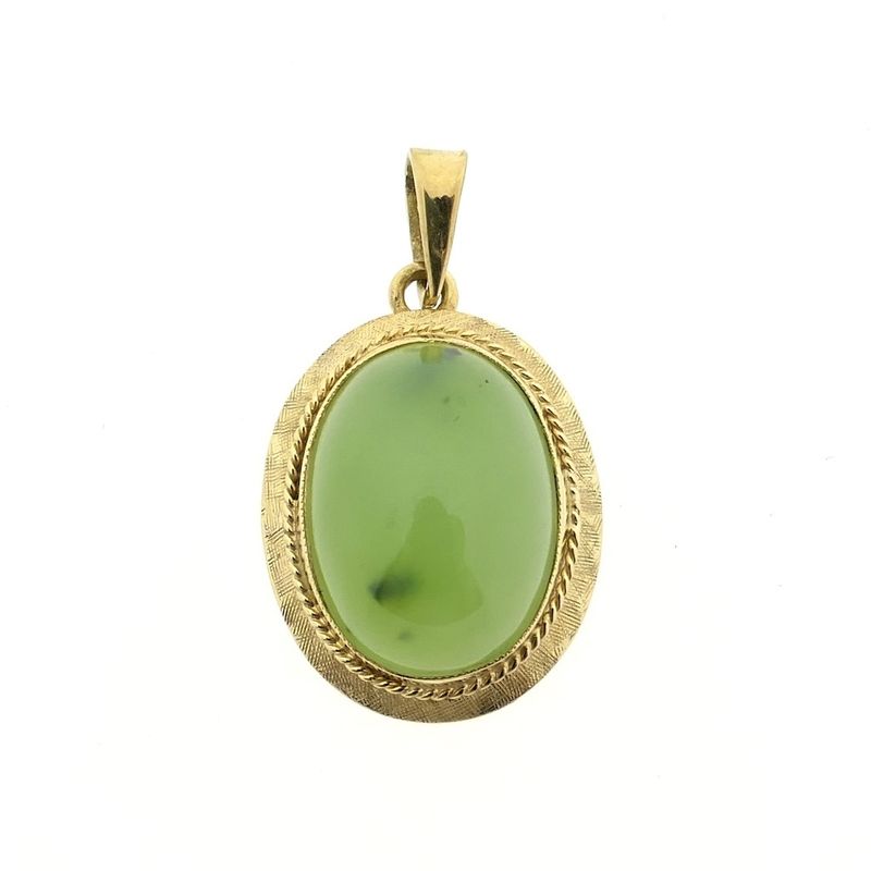 Image 1 of Gold pendant with Jade