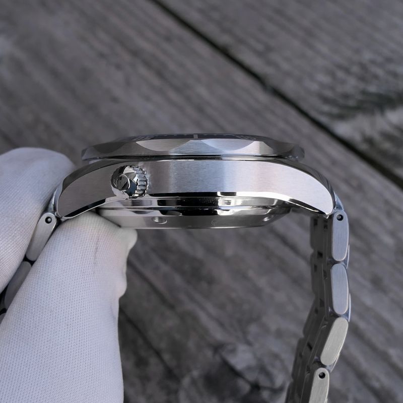 Image 20 of Omega Seamaster Diver 300m 2225.80.00; Chronograph men's watch