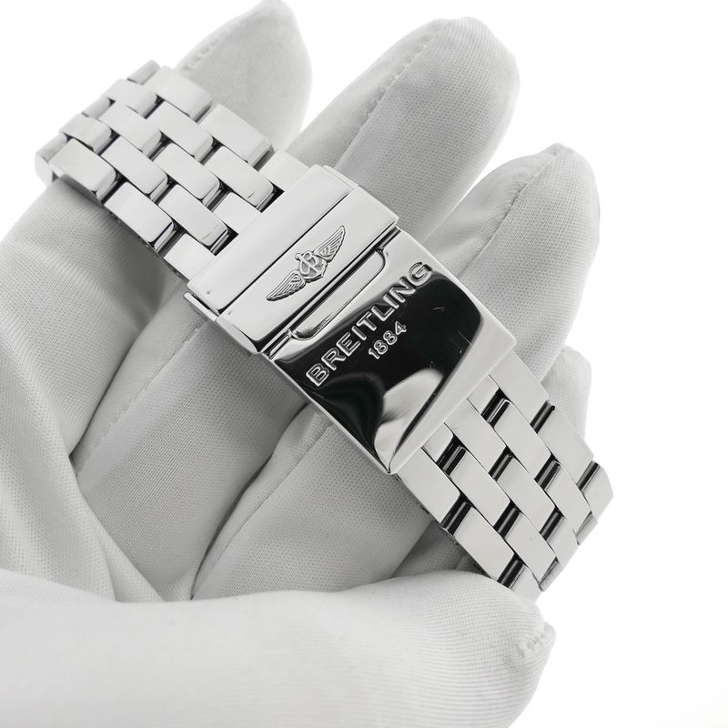 Image 8 of Breitling Chronomat 44 Airborne '30th Anniversary' AB01154G; Chronograph men's watch