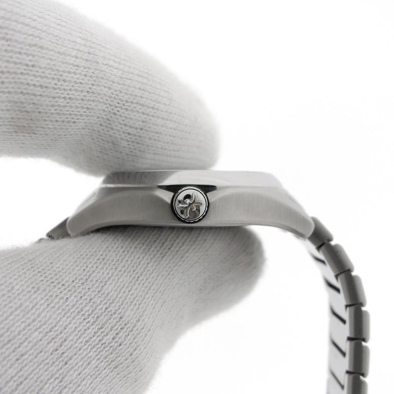 Image 9 of Ebel Wave Lady; Women's watch with mother-of-pearl dial and diamonds