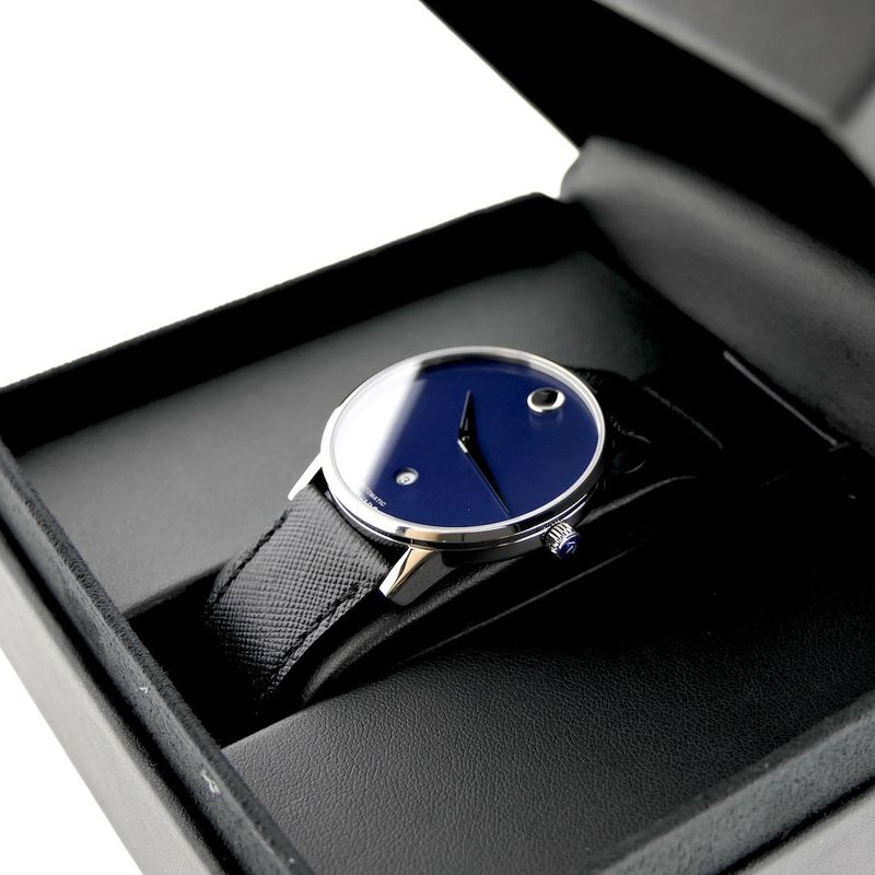 Image 18 of Movado Museum Classic; Automatic men's watch with blue dial; 0607565