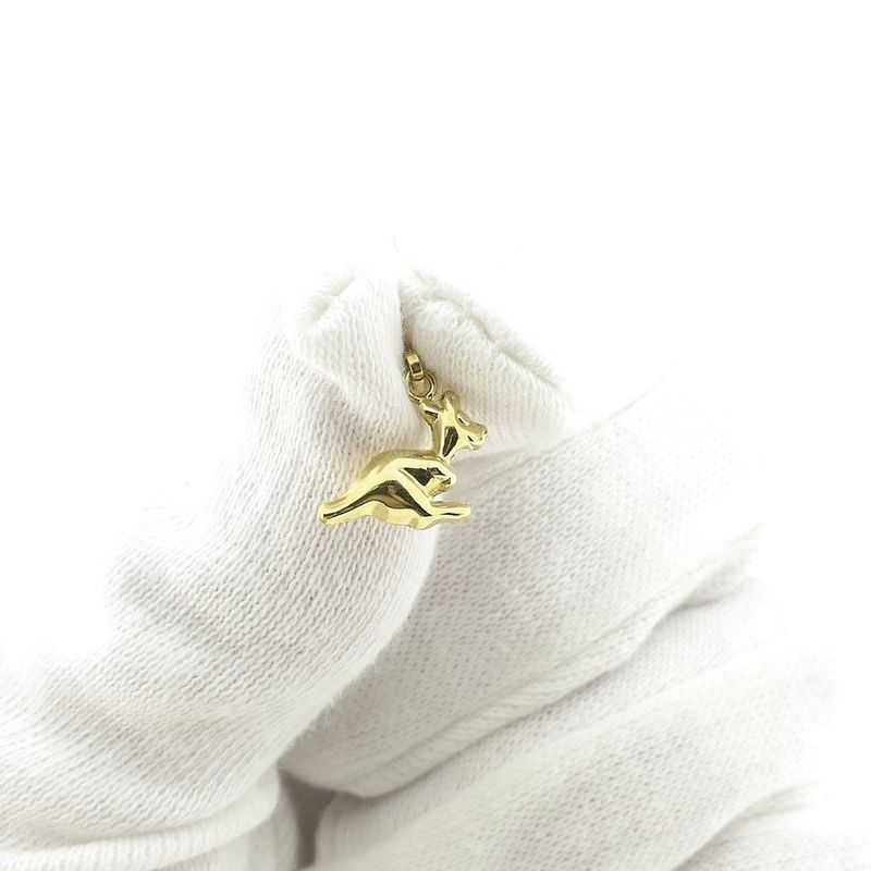 Image 2 of Gold Kangaroo pendant
