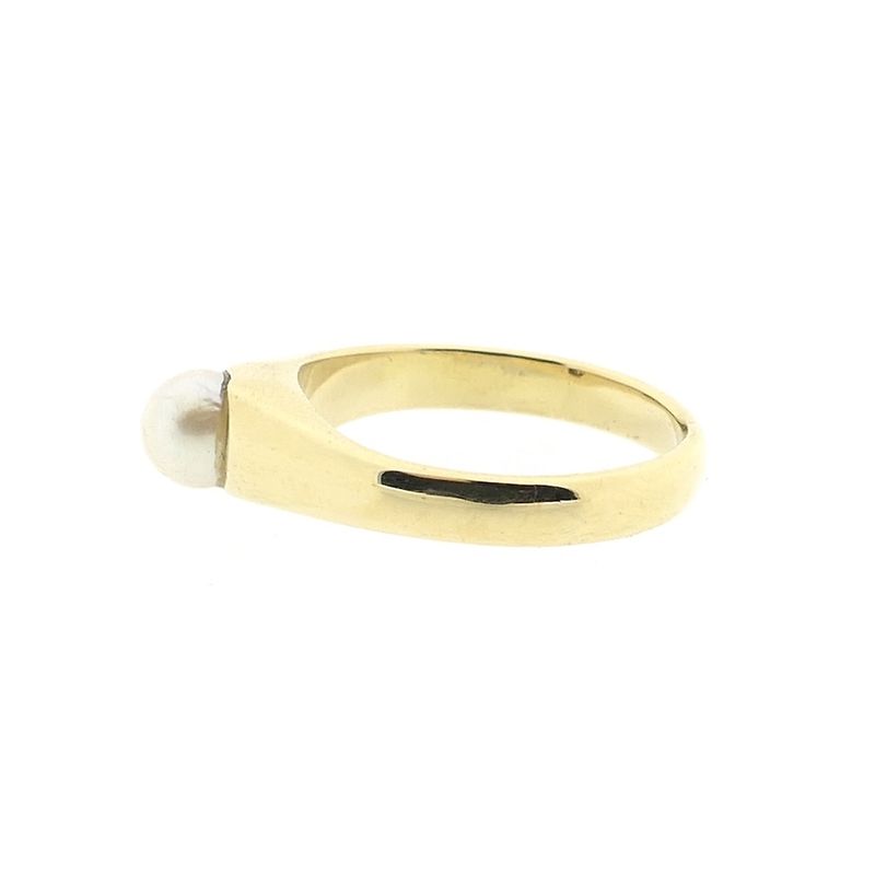 Image 7 of Vintage gold ring with pearl