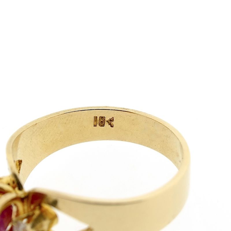 Image 7 of 18 carat gold ring with ruby ​​and diamonds