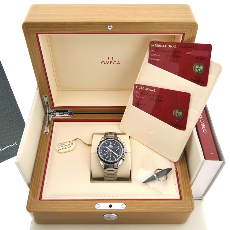 Image 23 of Omega Speedmaster Racing 326.30.40.50.01.001; Automatic chronograph watch