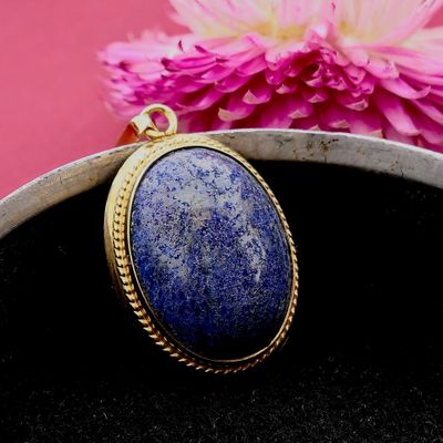 Vintage Gold Pendant with Apatite; 14 Karat Image 2 of Vintage Gold Pendant with Apatite; 14 Karat