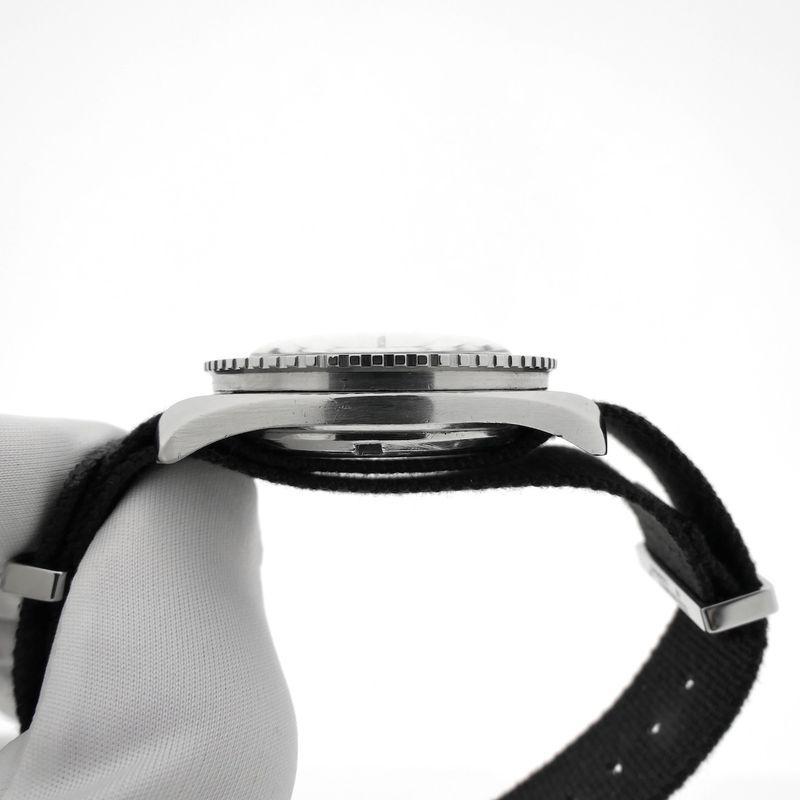 Image 7 of Omega Seamaster 300 ref. 165.024; Vintage automatic watch from 1964