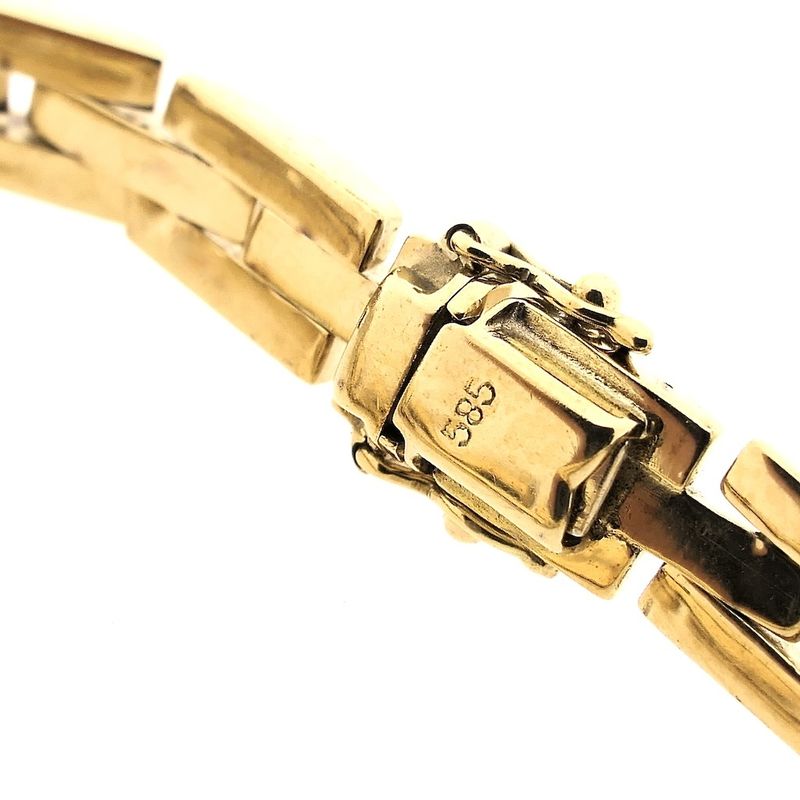 Image 7 of Gold Bismarck link bracelet