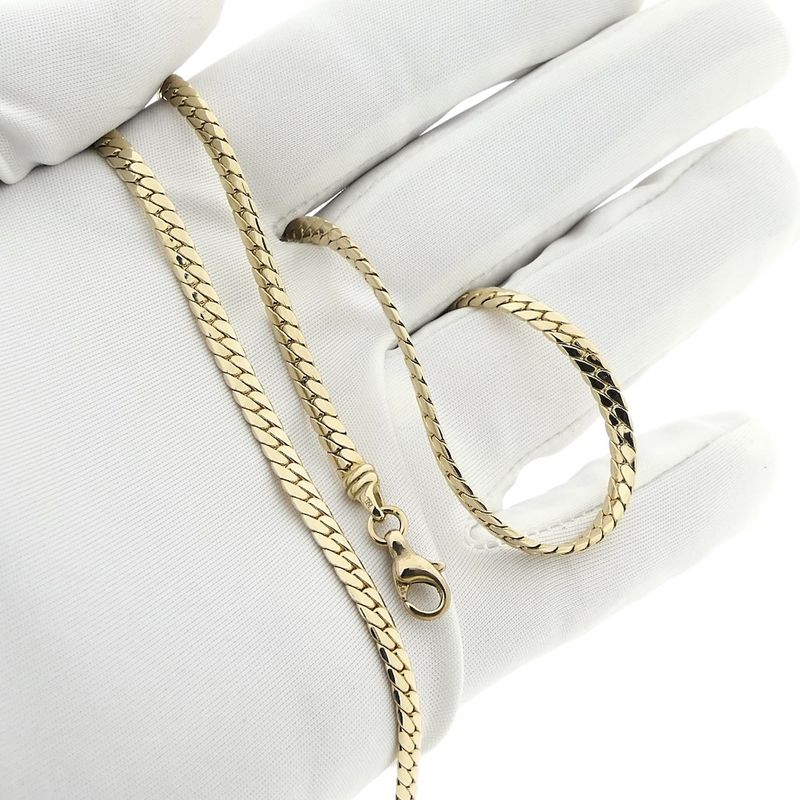 Image 10 of Gold flat gourmet link chain