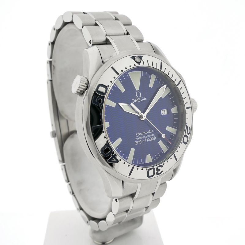 Image 3 of Omega Seamaster 300m 'Electric Blue'; Men's diving watch