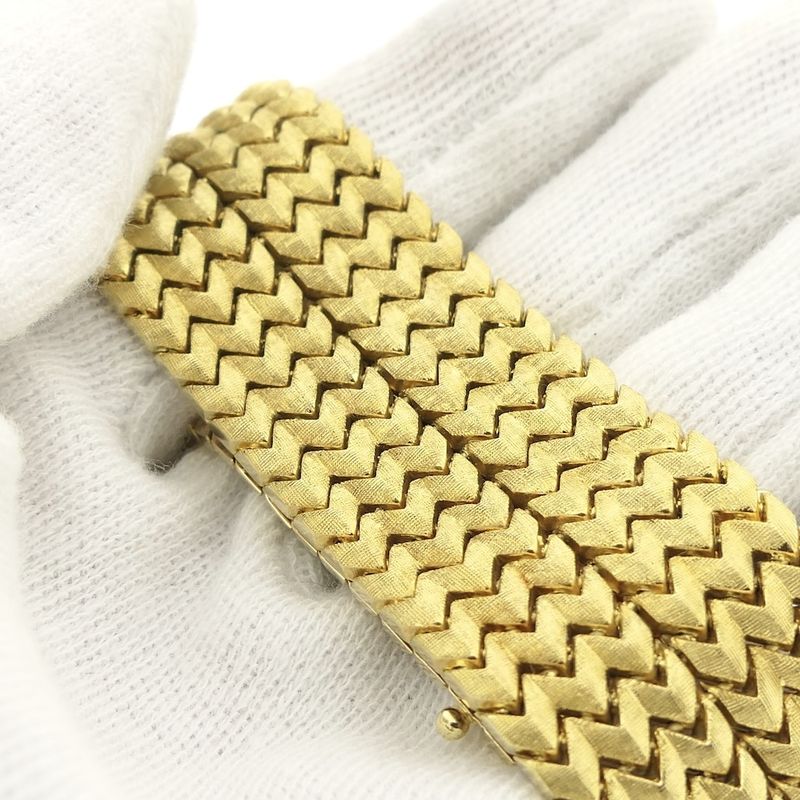 Image 3 of Vintage gold wide link bracelet
