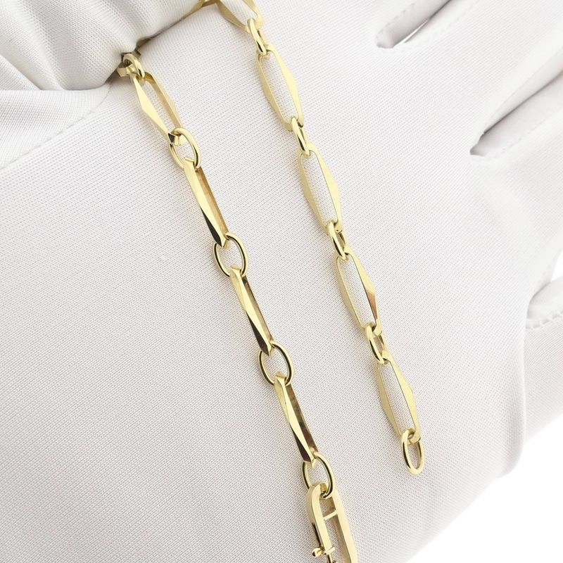 Image 8 of Gold closed forever bracelet