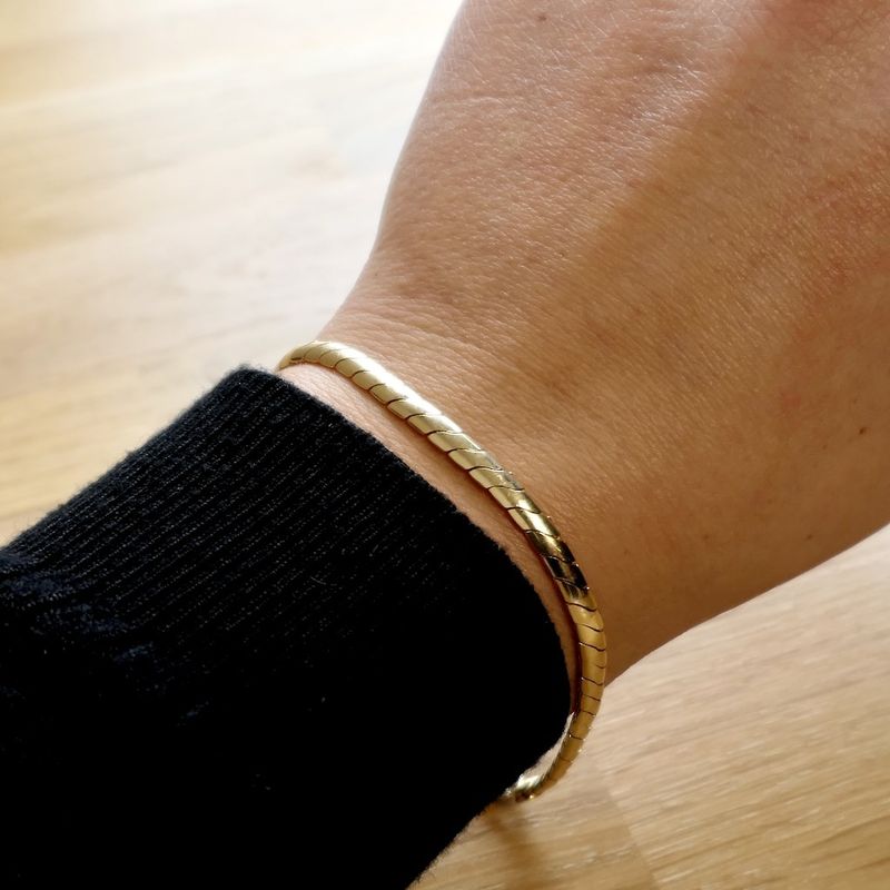 Image 11 of Gold S-link bracelet; 19 cm
