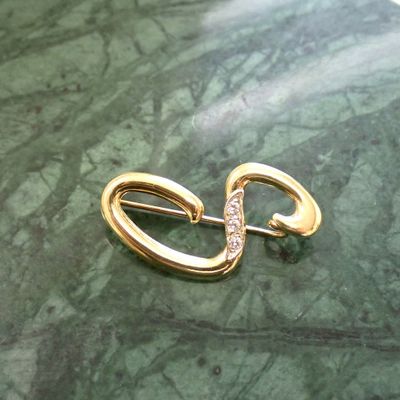 Image 2 of 18 carat gold letter brooch; S | With zirconia
