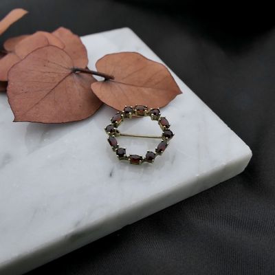 8 carat garnet brooch | Vintage Image 2 of 8 carat garnet brooch | Vintage