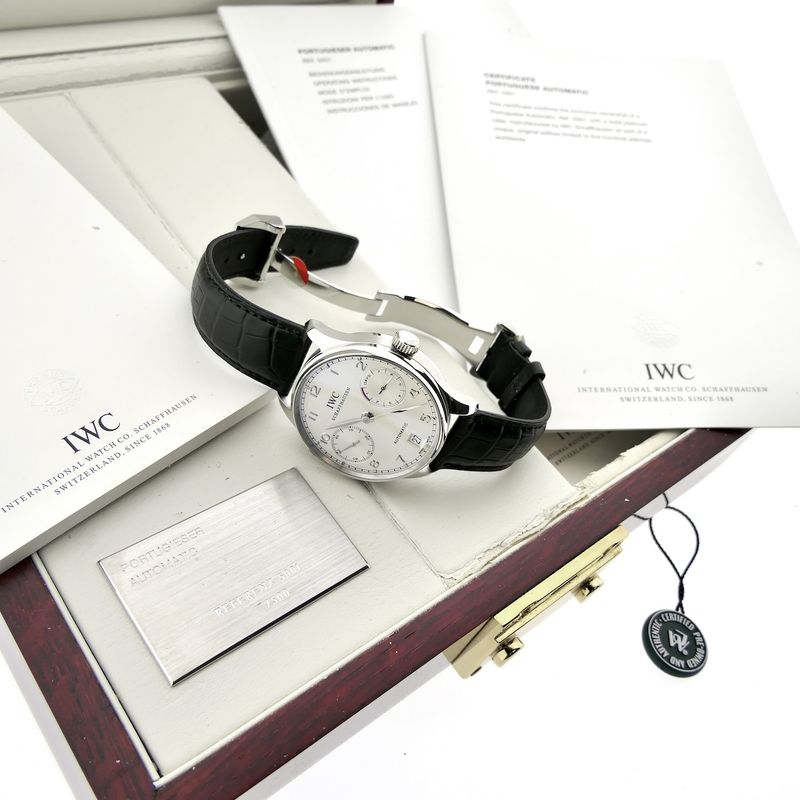 Image 26 of IWC Portuguese '7 Days' Platinum IW5001-04; Platinum men's watch (500 pieces limited edition)