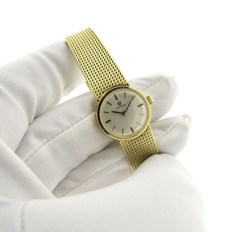 Image 5 of Omega Geneva 'Cocktail Watch'; 18k gold women's watch