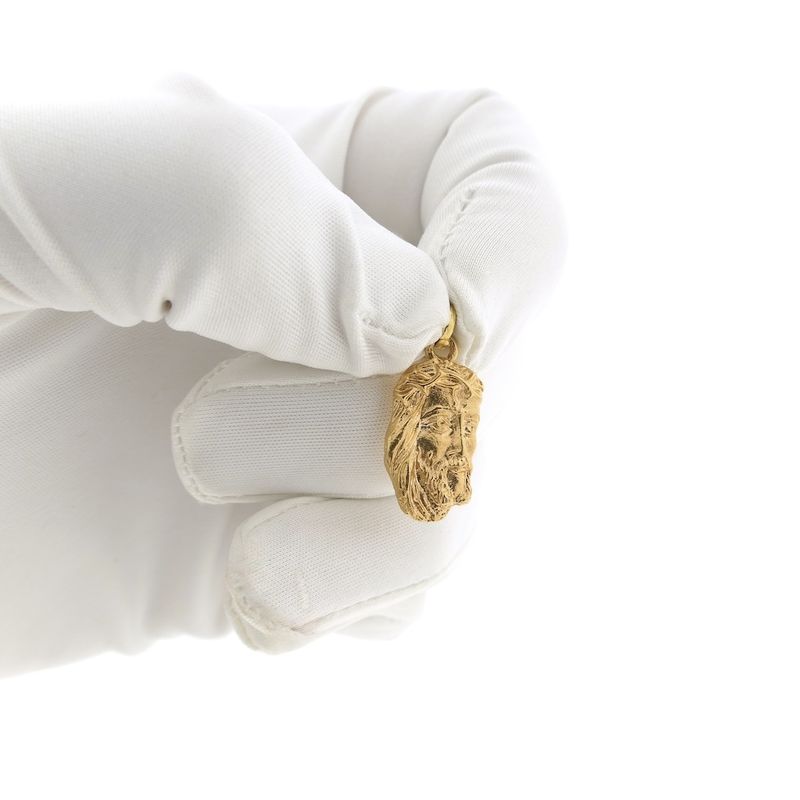 Image 10 of Gold pendant with the face of Jesus