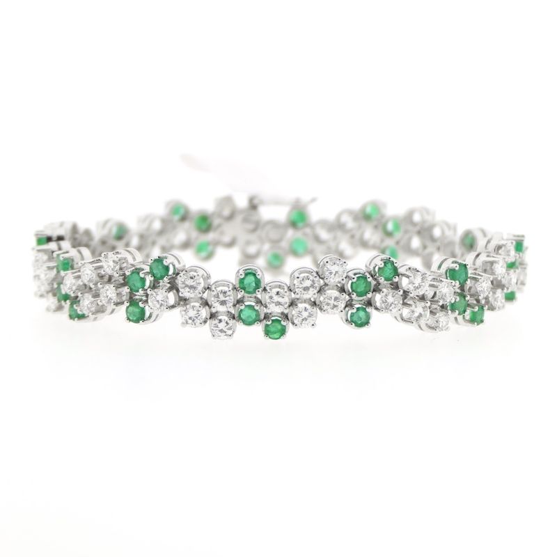 Image 29 of Exclusive white gold bracelet with emerald and diamond; 7.40 ct. + IGI Certificate