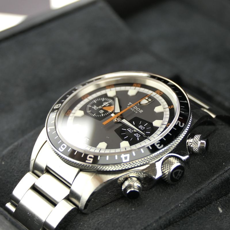 Image 13 of Tudor Heritage Chronograph 70330N; Automatic chronograph men's watch