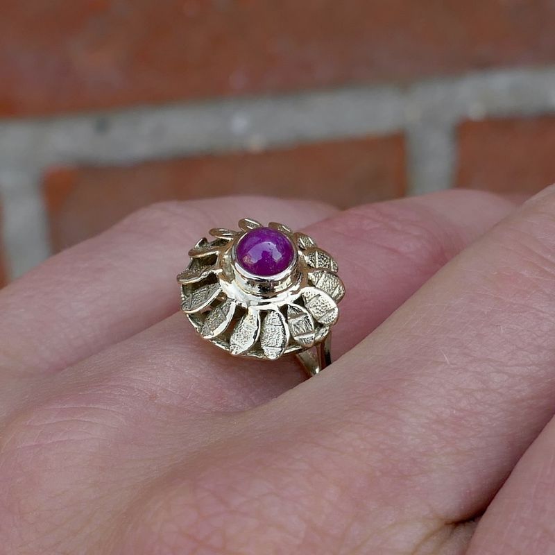 Image 9 of Vintage gold floral ring with ruby