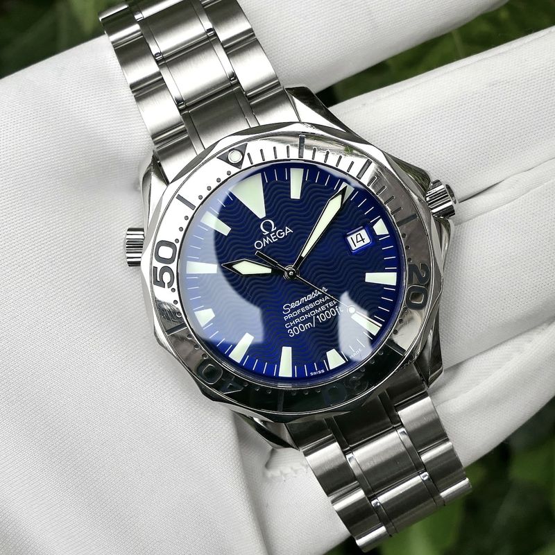 Image 17 of Omega Seamaster 300m 'Electric Blue' 2255.80.00; Automatic men's diving watch