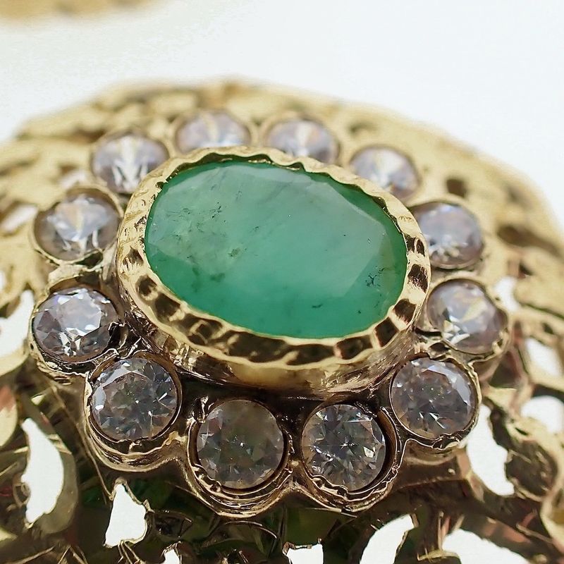 Image 6 of Golden oriental necklace with ruby ​​and emerald