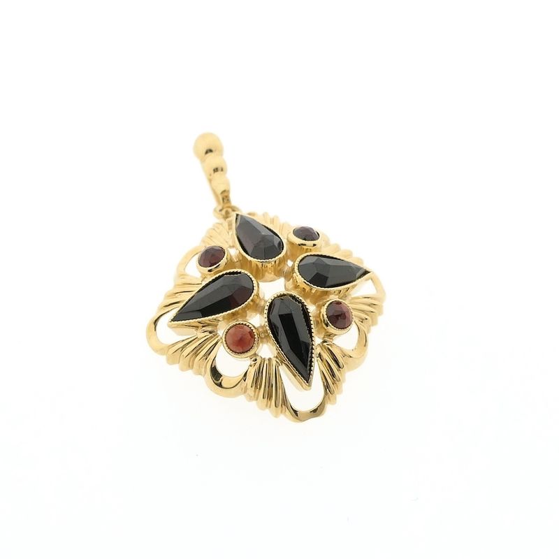 Image 2 of Vintage gold pendant with garnet