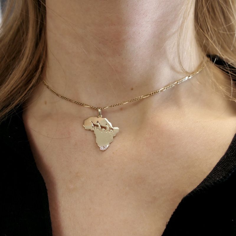 Image 4 of 9 carat African pendant with diamond