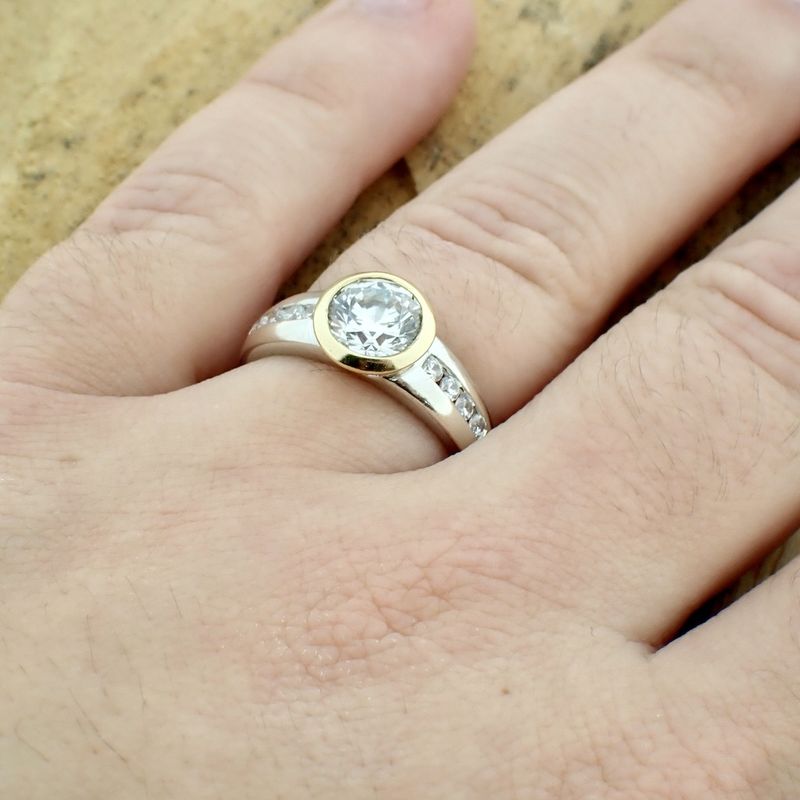 Image 5 of Two-tone gold ring with zirconia stones