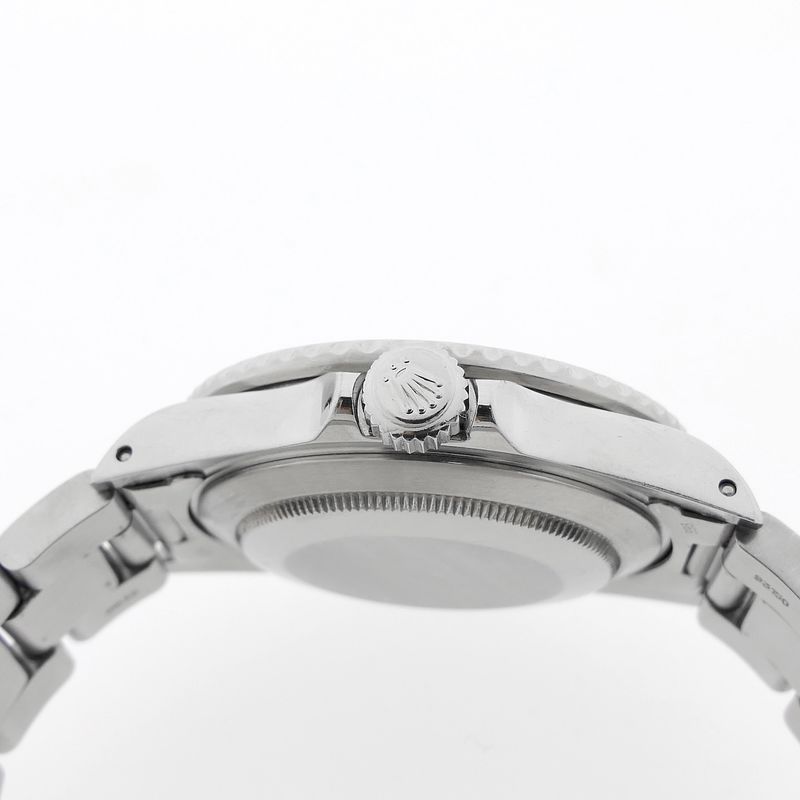 Image 7 of Rolex Submariner 16800; Vintage diving watch in full set