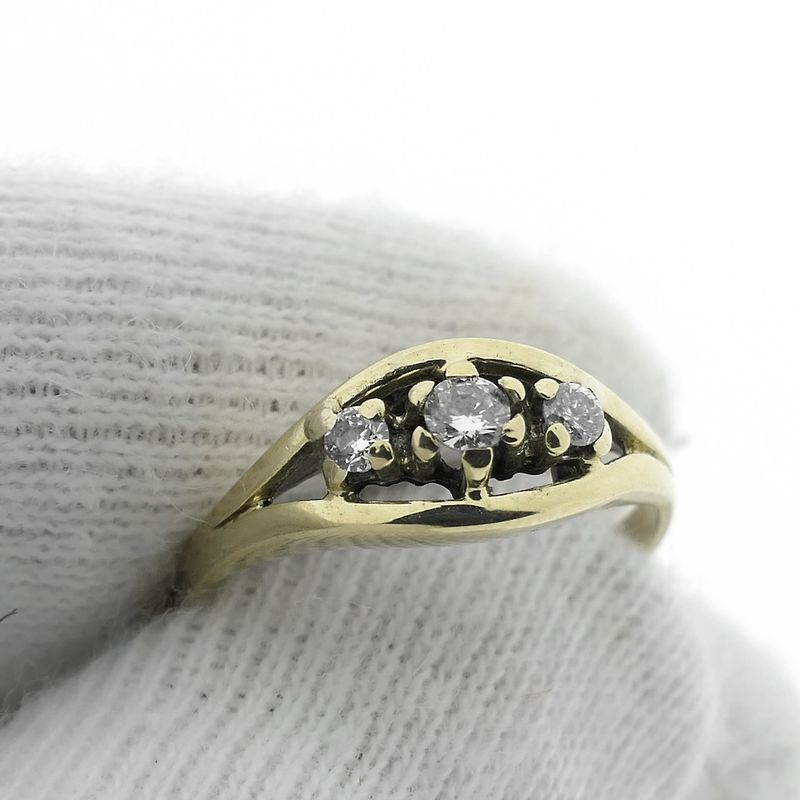 Image 3 of Gold ring with diamonds