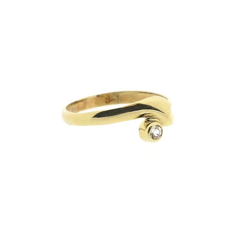 Image 4 of Gold solitaire ring with zirconia