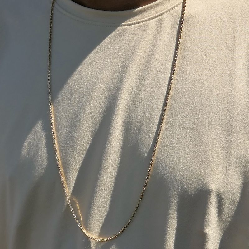Image 10 of Gold square king link necklace