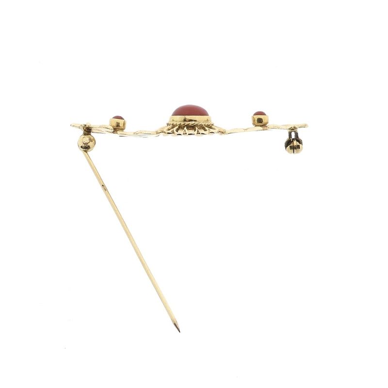 Image 4 of Gold brooch with blood coral