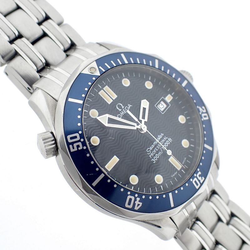 Image 10 of Omega Seamaster Professional; Men's diving watch known from James Bond