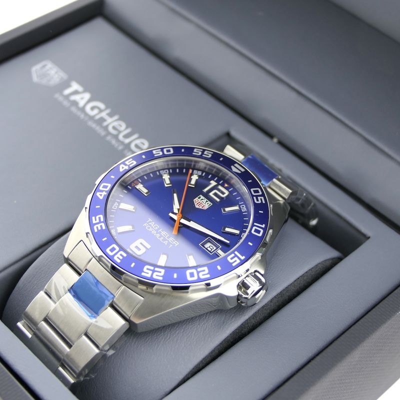 Image 18 of TAG Heuer Formula 1 WAZ1010; Men's watch